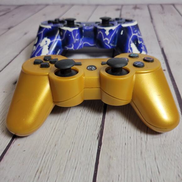 PlayStation 3 Controllers Aftermarket Wireless UNTESTED - Picture 2 of 7